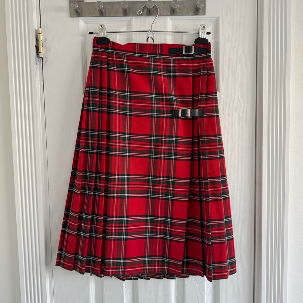 Vintage Red Tartan pleated skirt, size XS